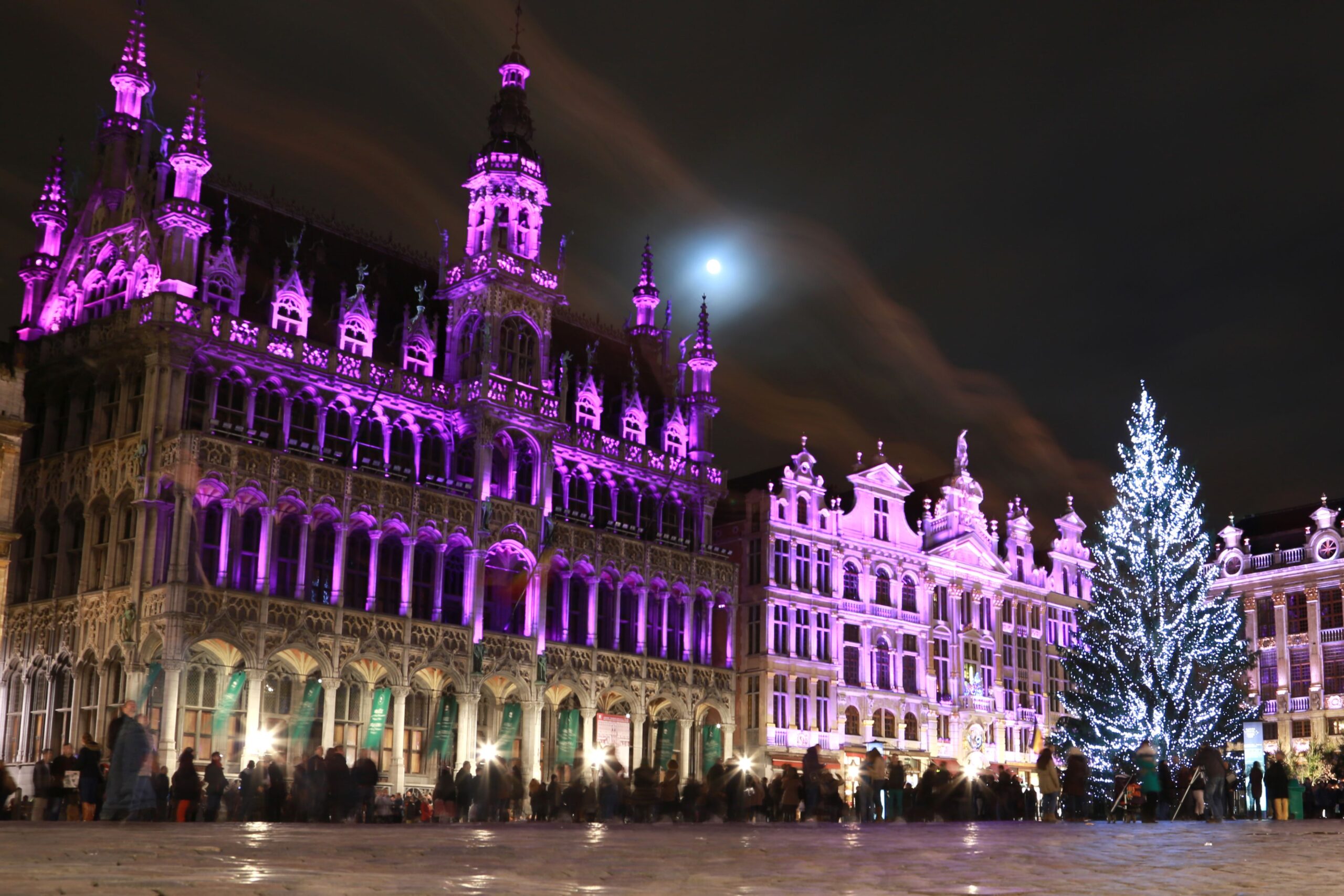 Brussels grand place winter christmas